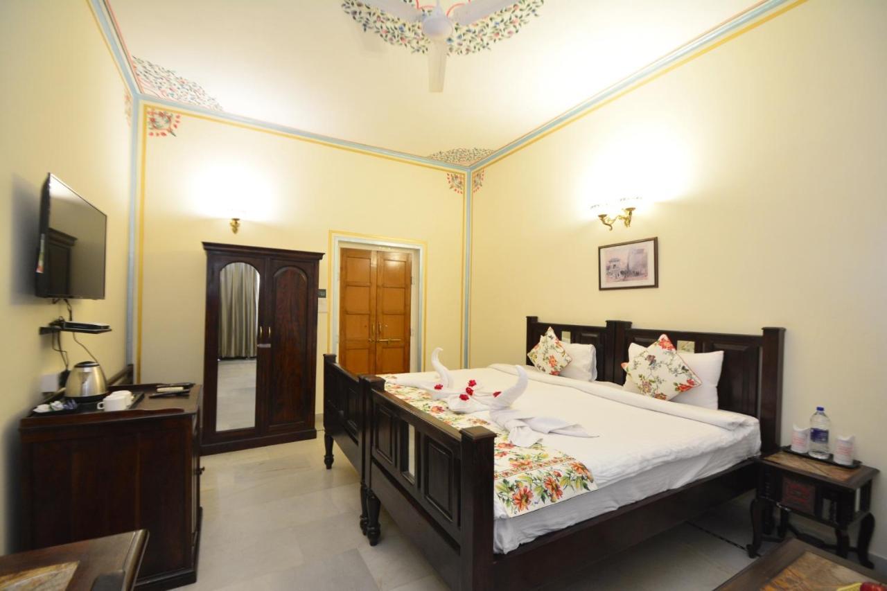 לינה וארוחת בוקר Jaipur Vintage House מראה חיצוני תמונה