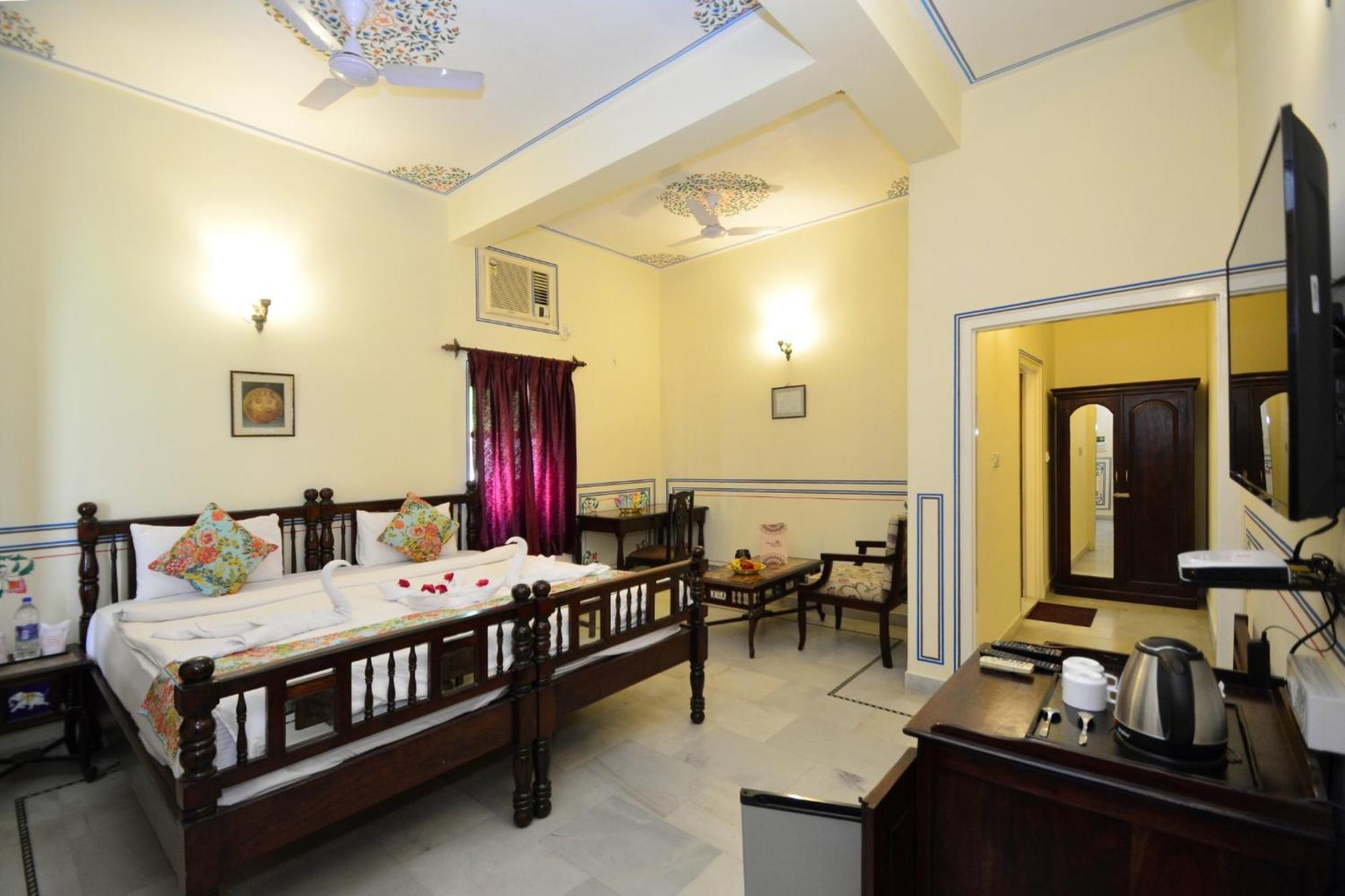 לינה וארוחת בוקר Jaipur Vintage House מראה חיצוני תמונה