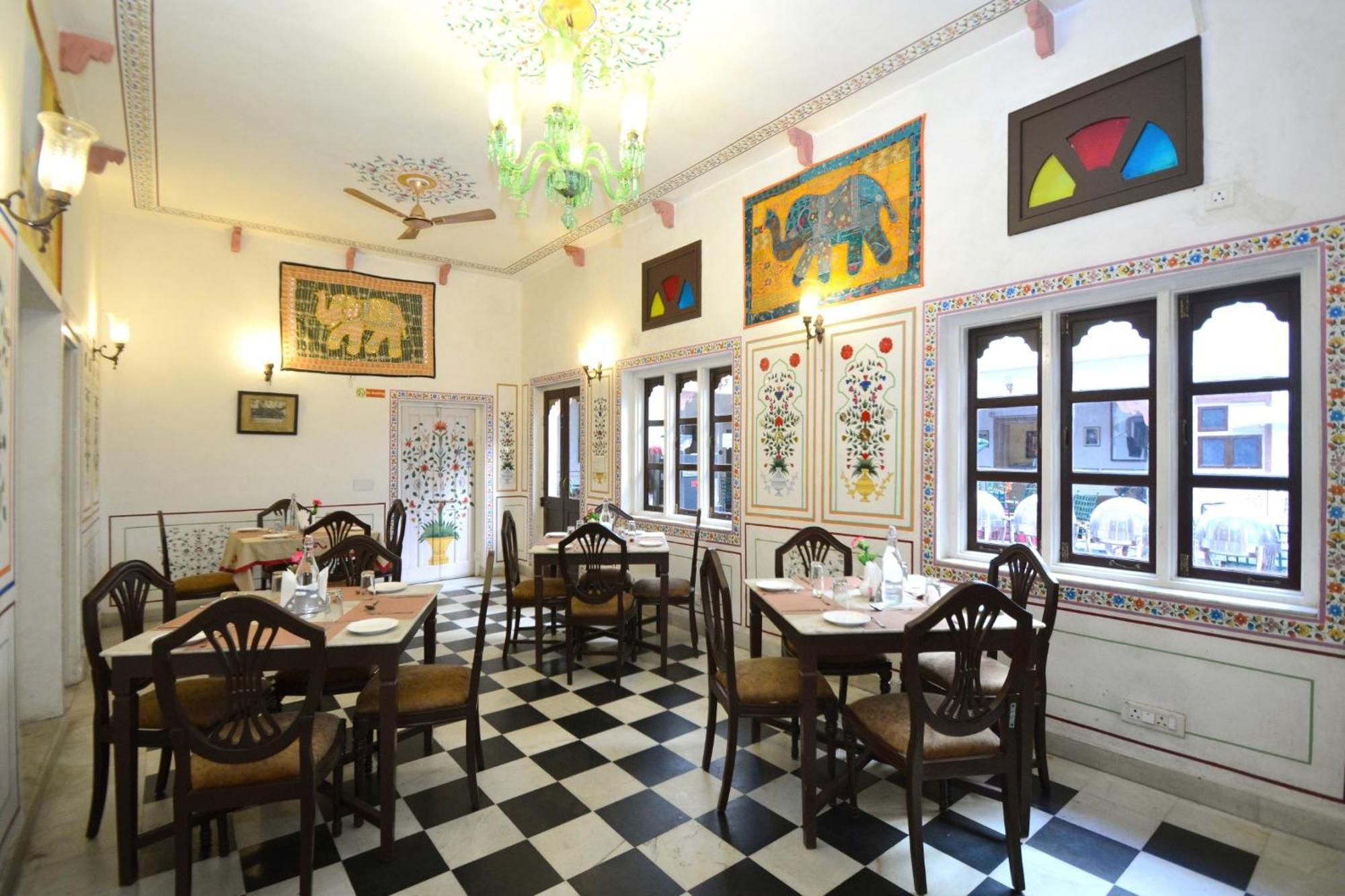 לינה וארוחת בוקר Jaipur Vintage House מראה חיצוני תמונה